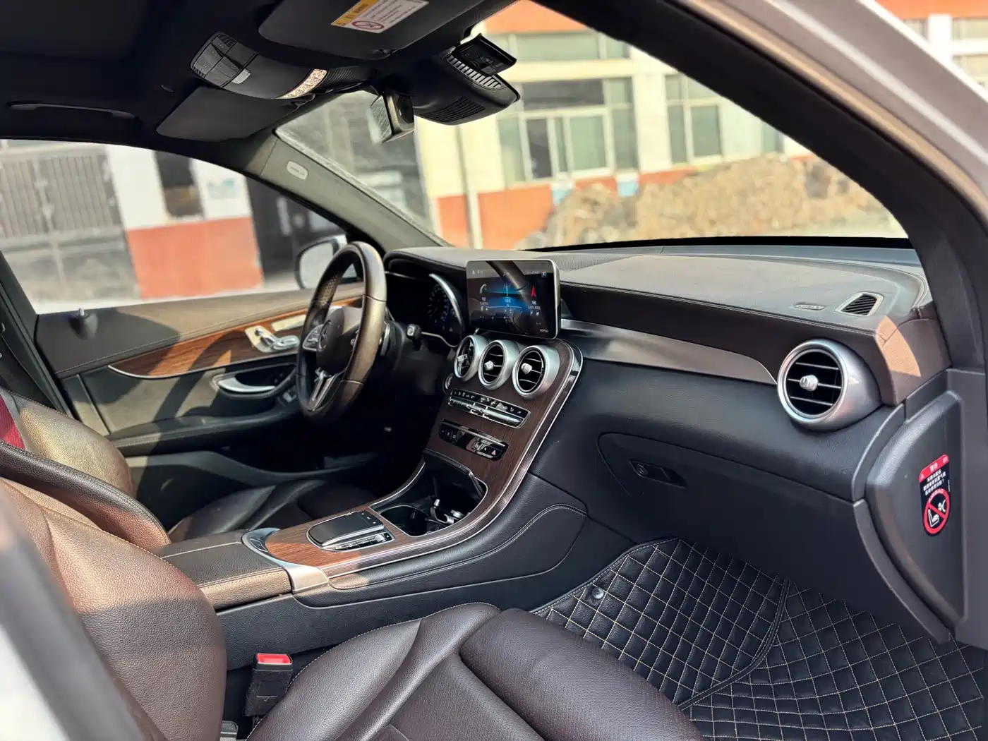 Mercedes-Benz GLC 2021 GLC 300 L 4MATIC Sporty фото 14