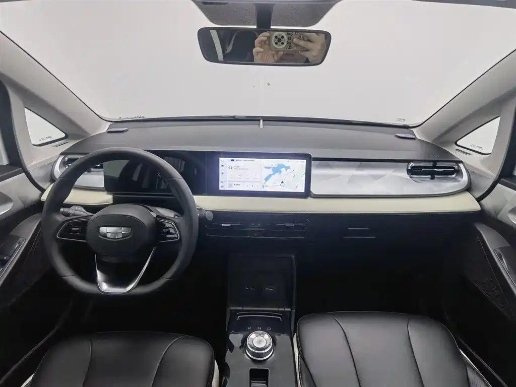 GEELY GEOMETRY E FIREFLY