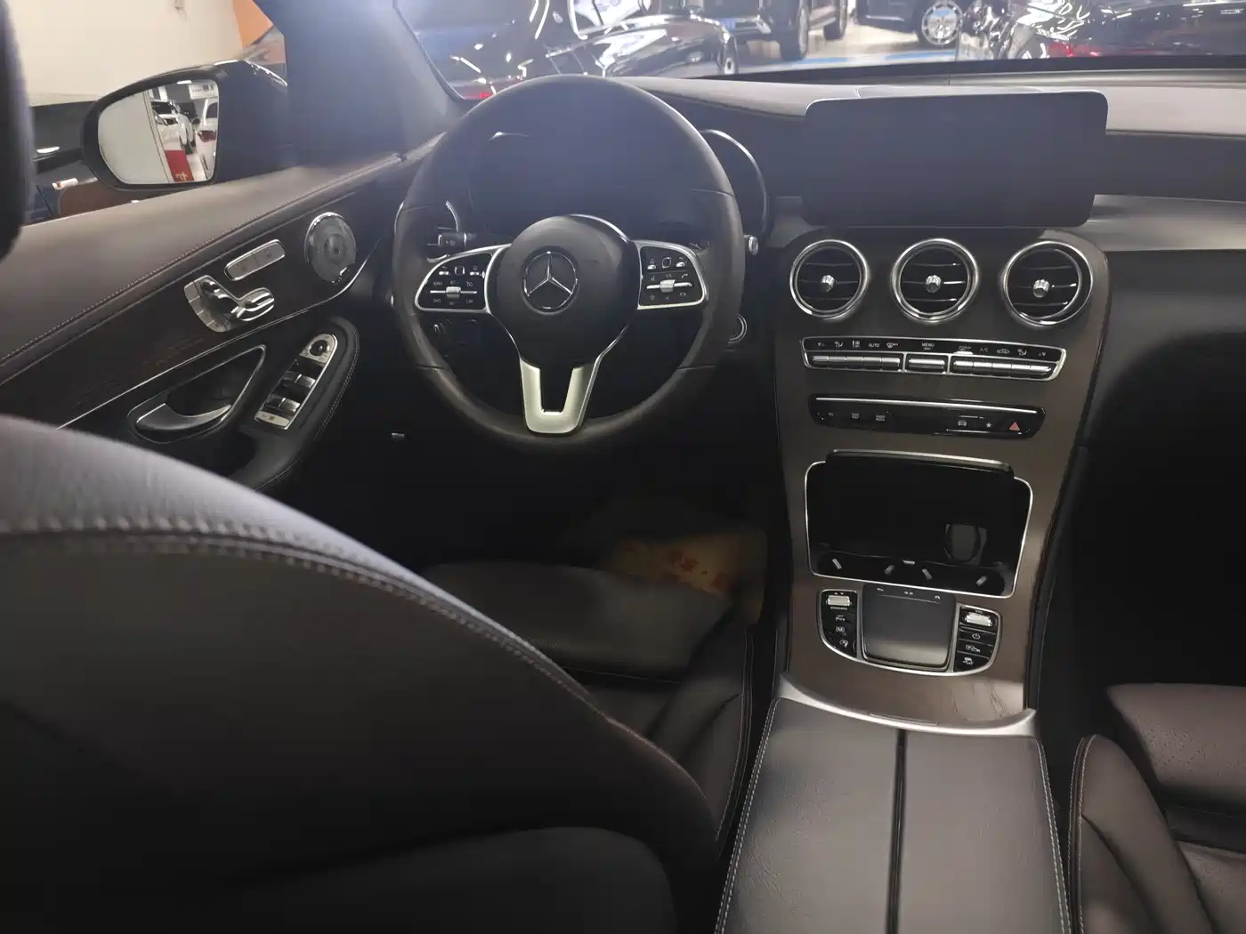 Mercedes-Benz GLC 2021 GLC 260 L 4MATIC Luxury фото 9