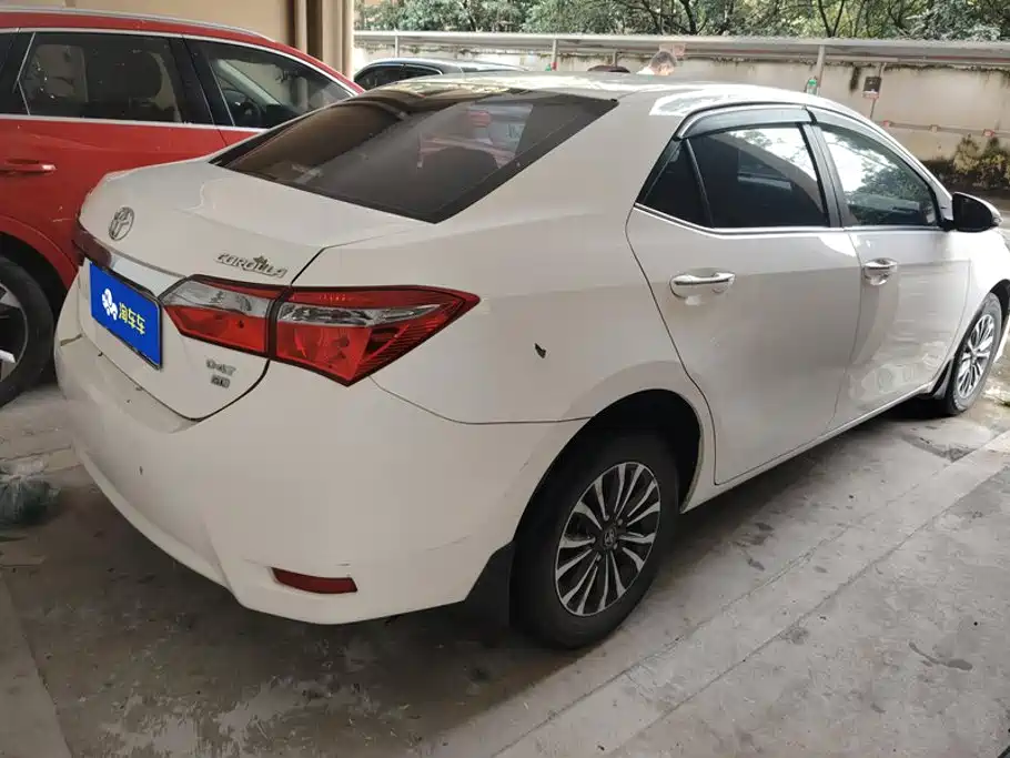 Photo 3 - Toyota Corolla