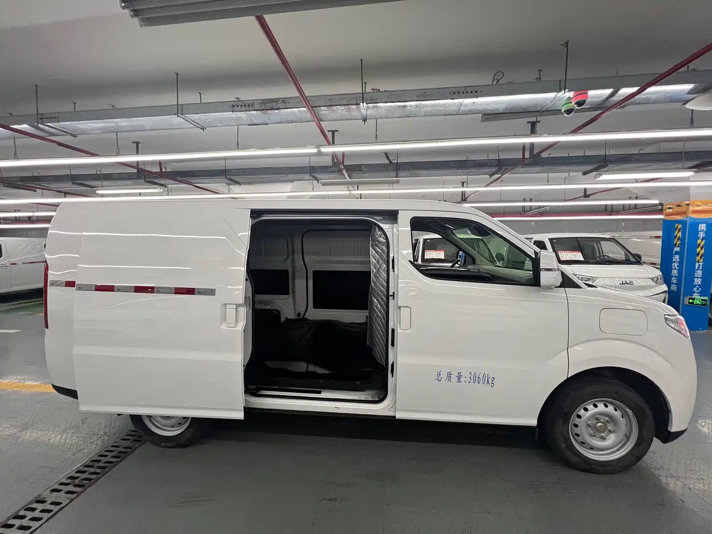 Ruichi R5 2025 2025 Cargo Transport Smart Drive Super Charge Edition Pioneer Type I