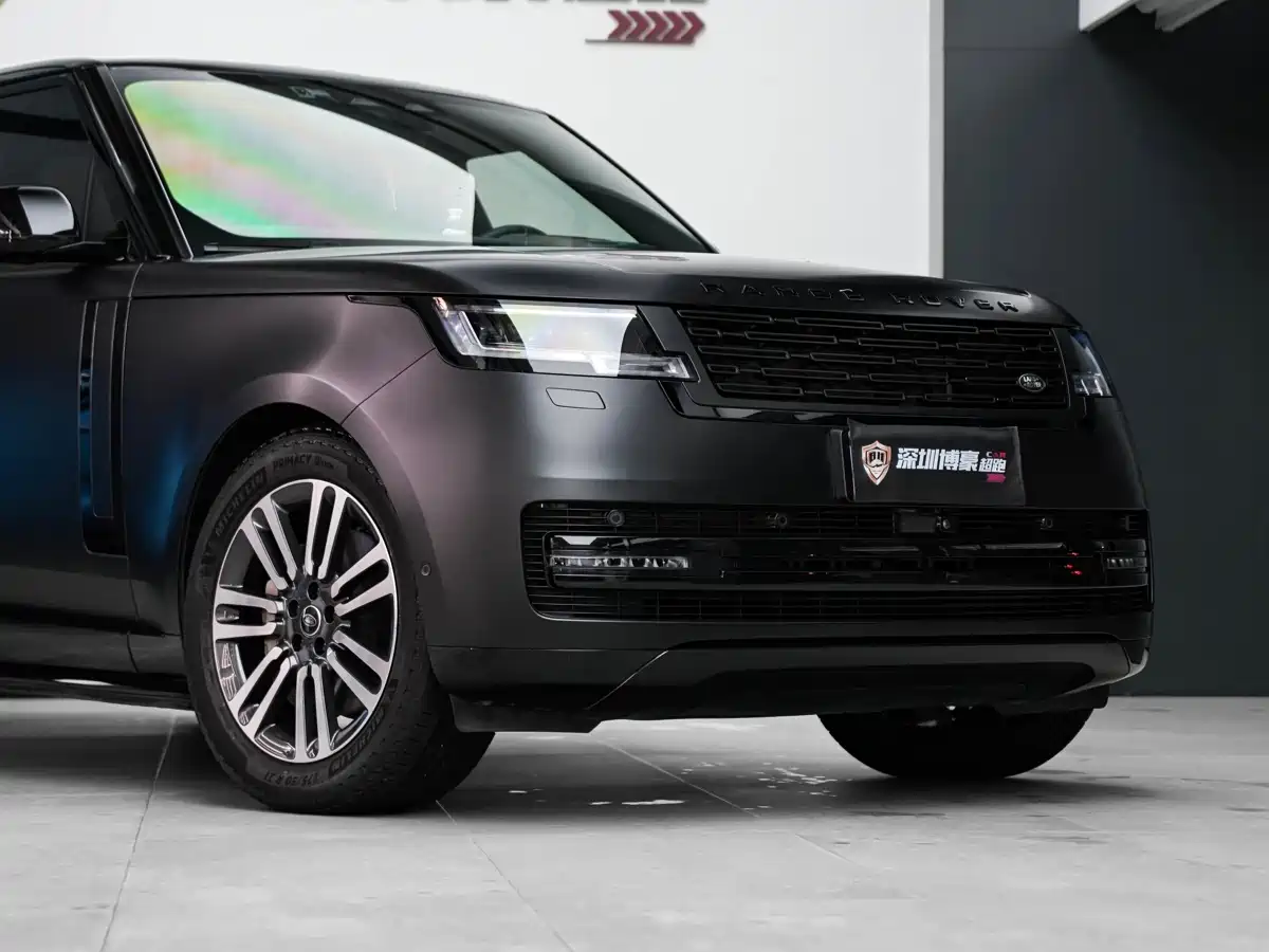 Land Rover Range Rover 2023 3.0 L6 400PS Genesis Extended Version фото 5