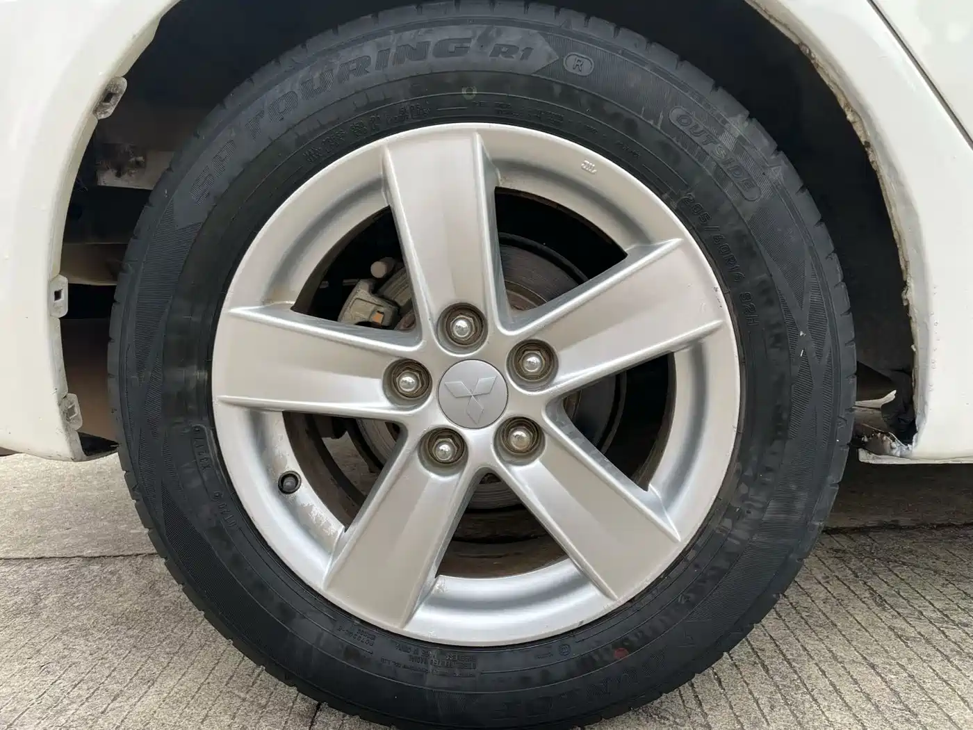 Mitsubishi Lancer EX 2013 Trend 1.6L Manual Luxury фото 7