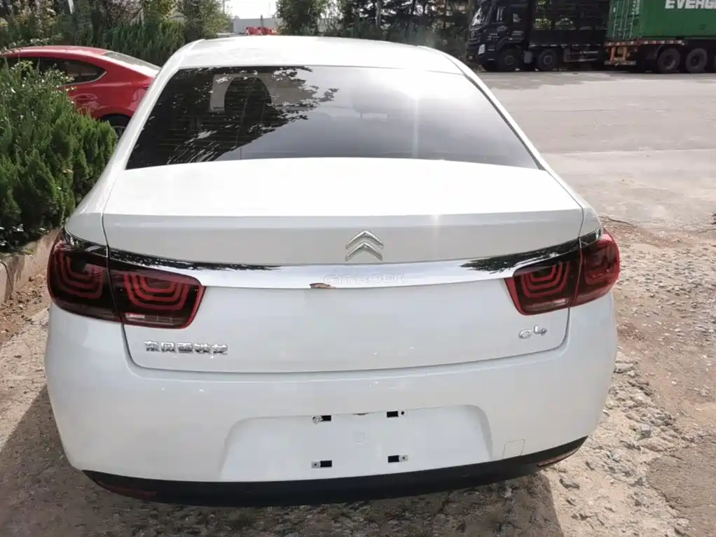 Photo 6 - Citroën C4 C-Quatre