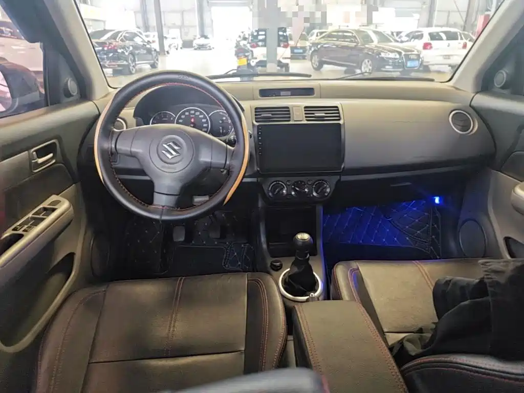 Фото 6 - Suzuki Swift
