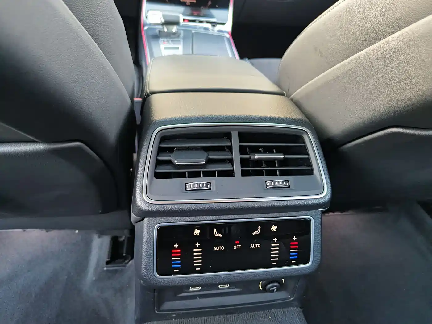 AUDI A7L