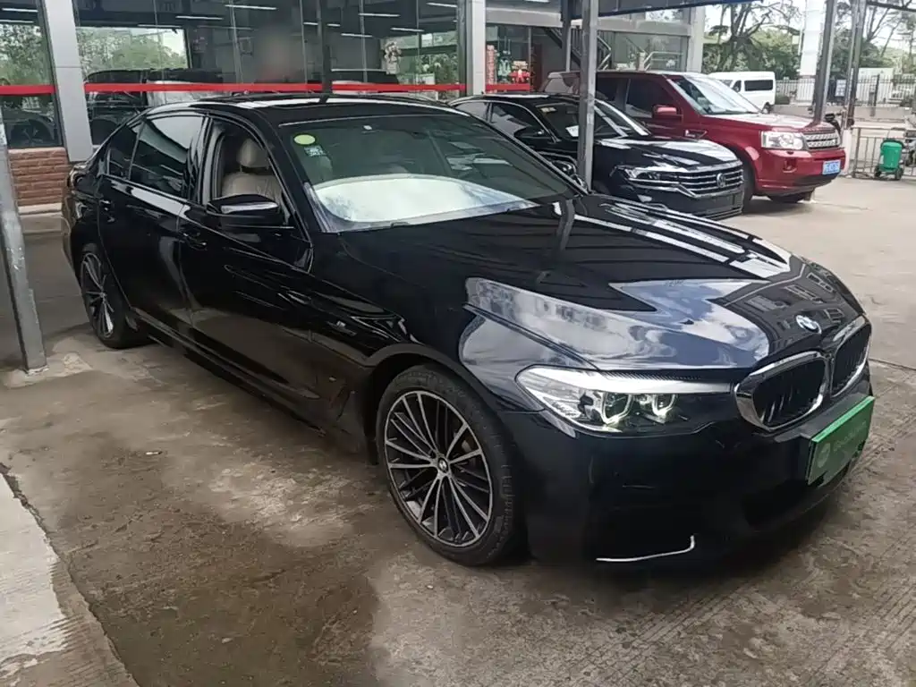 Фото 4 - BMW 5 Series