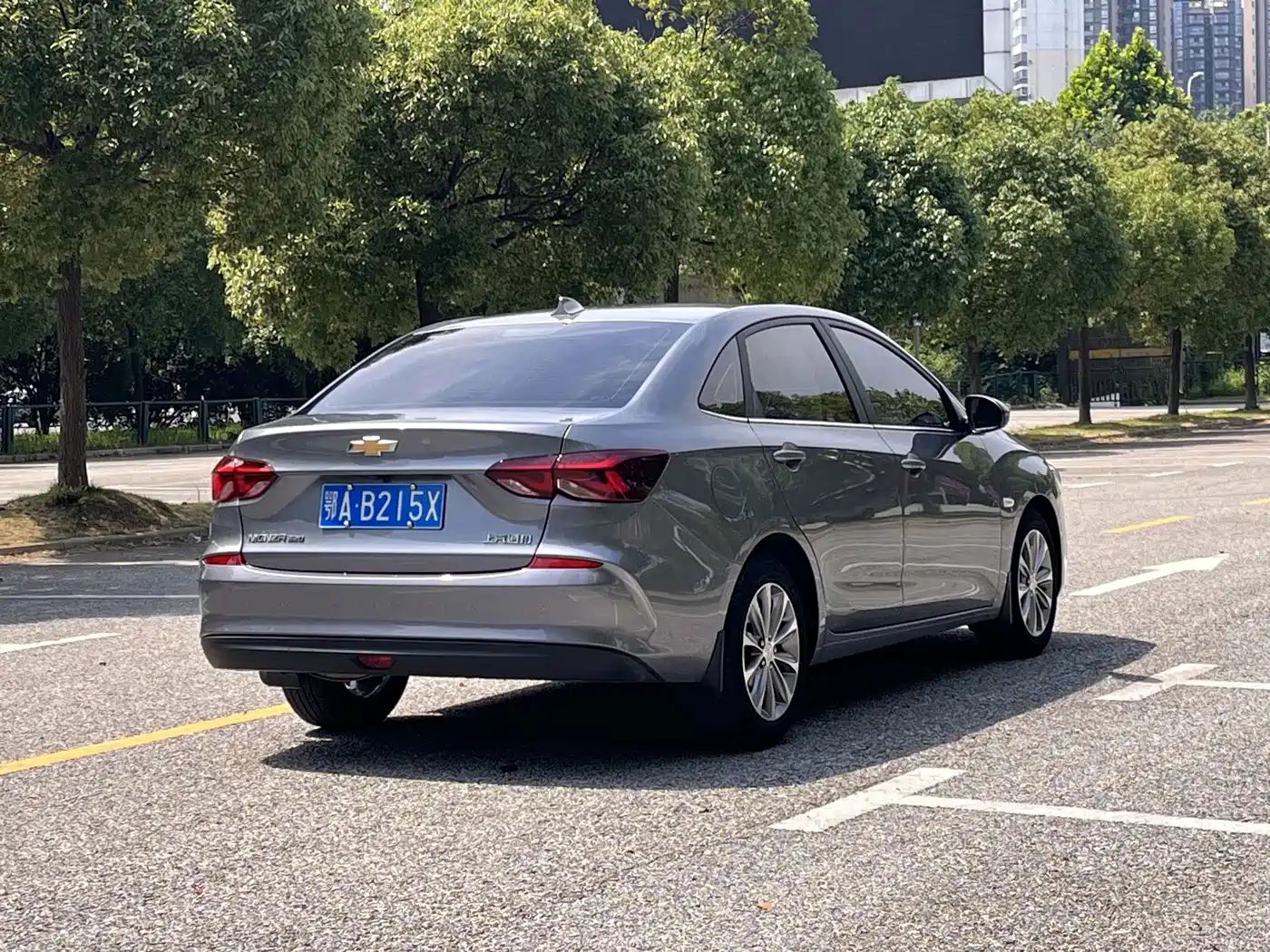 CHEVROLET CRUZE