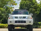 صورة 2 - Nissan Paladin