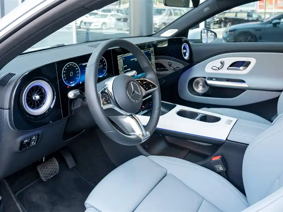 Mercedes-Benz CLA New Energy 2025 300L Dynamic Version фото 17