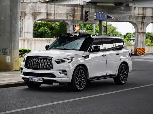 Infiniti Infiniti QX80 2016 5.6L 4WD