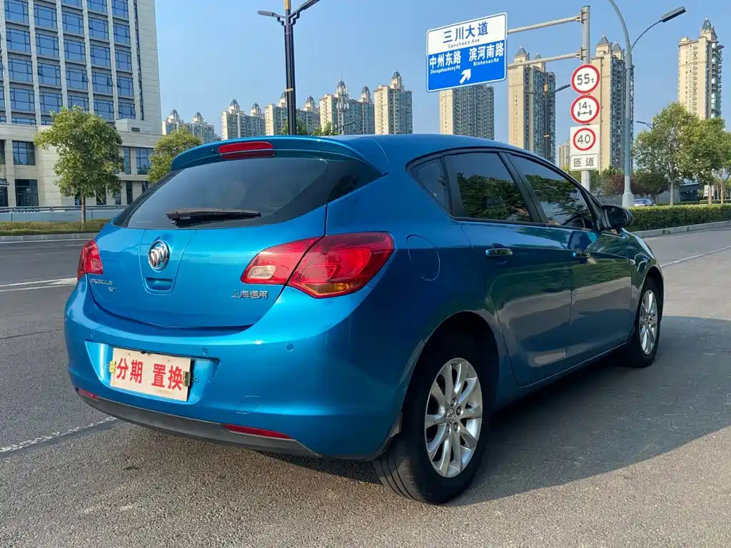 Фото 12 - Buick Excelle