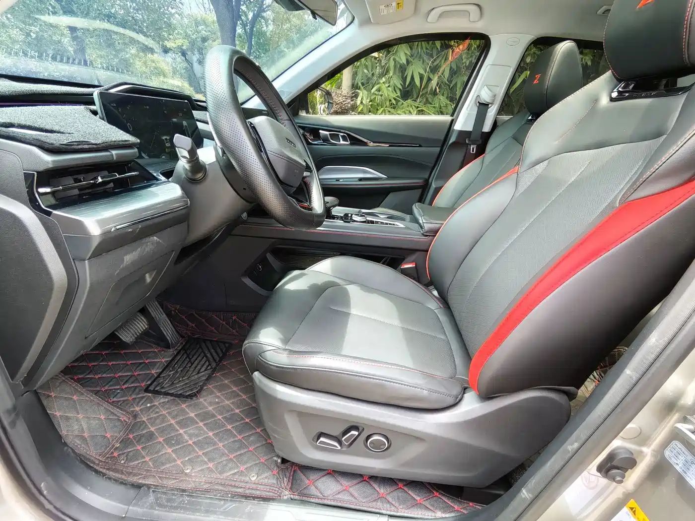 Changan Oshan Z6 2022 2022 Blue Whale 1.5T DCT Intelligent Leader