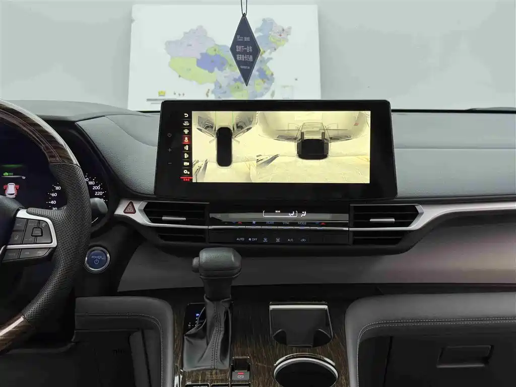 Toyota Sienna 2021 2.5L Hybrid Comfort Edition фото 9
