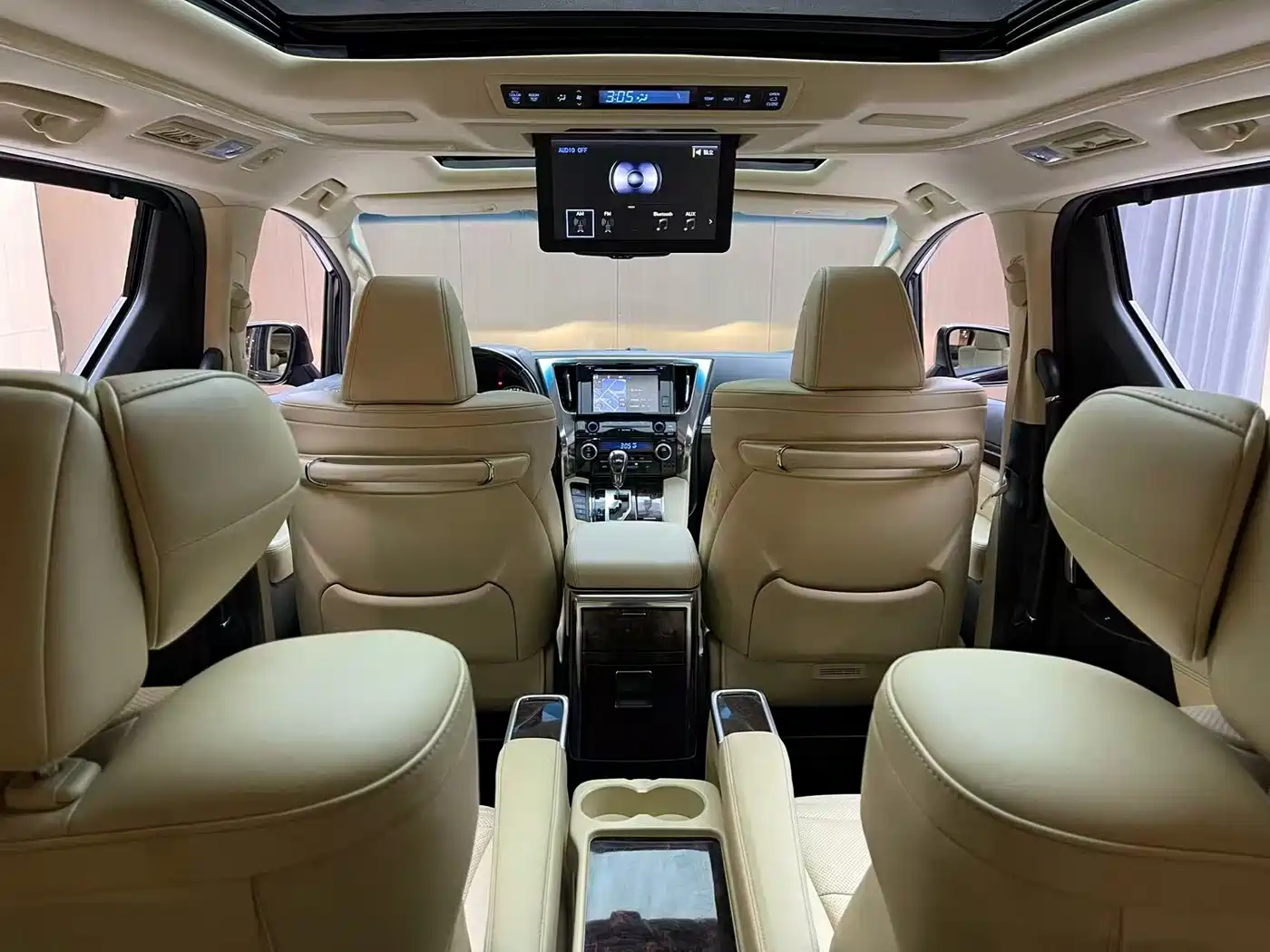 Toyota Alphard 2018 Facelift 3.5L Luxury Edition фото 9