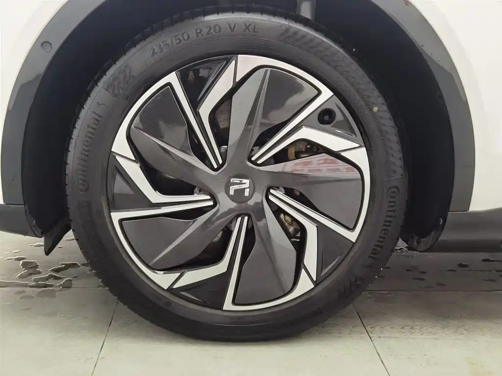 RISING AUTO FEIFAN R7