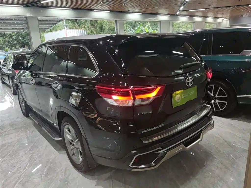 Toyota Highlander 2018 2.0T 4WD Luxury 7-seater (China V) фото 5