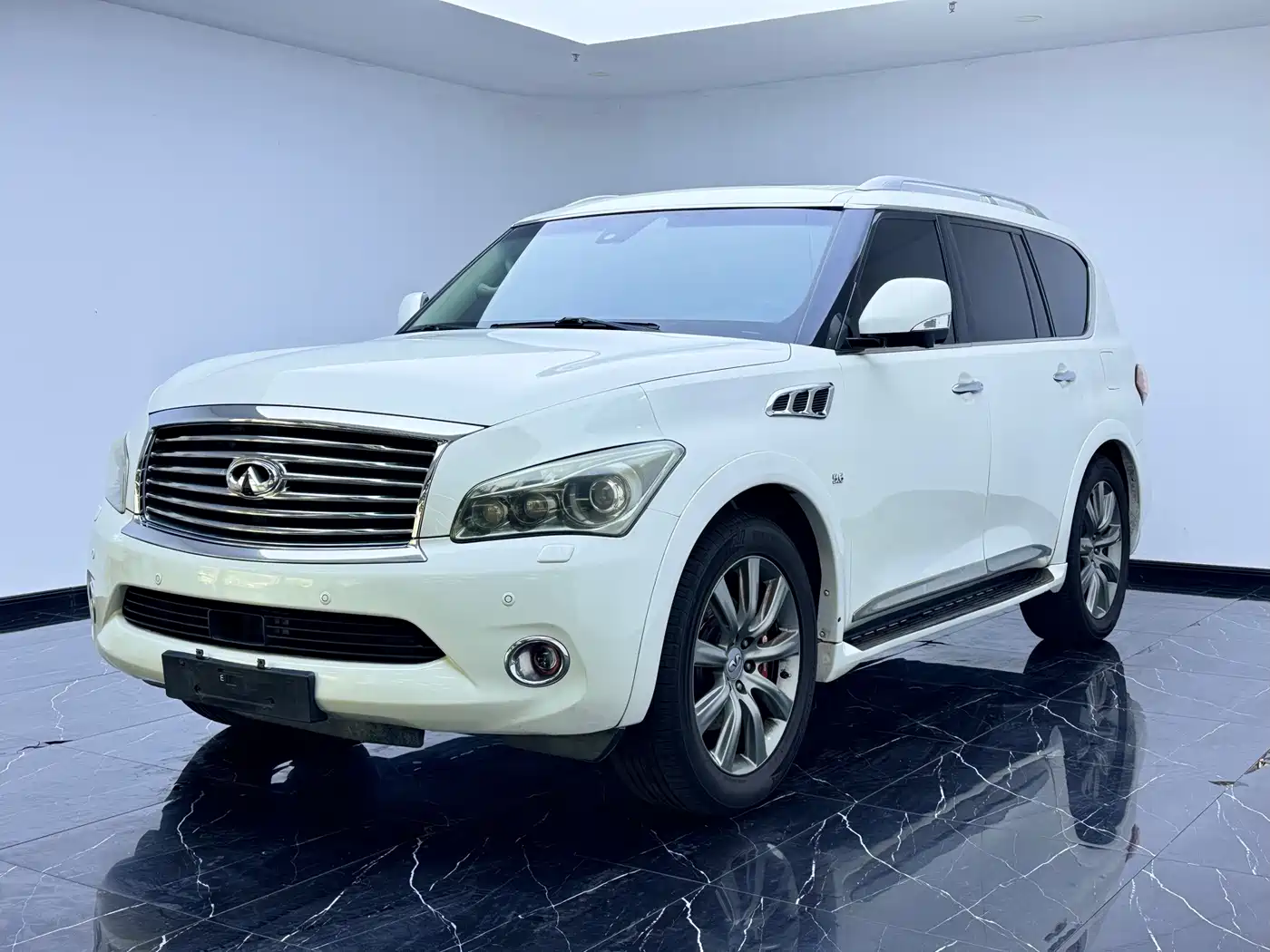 Infiniti QX80 2014 2013 5.6L 4WD