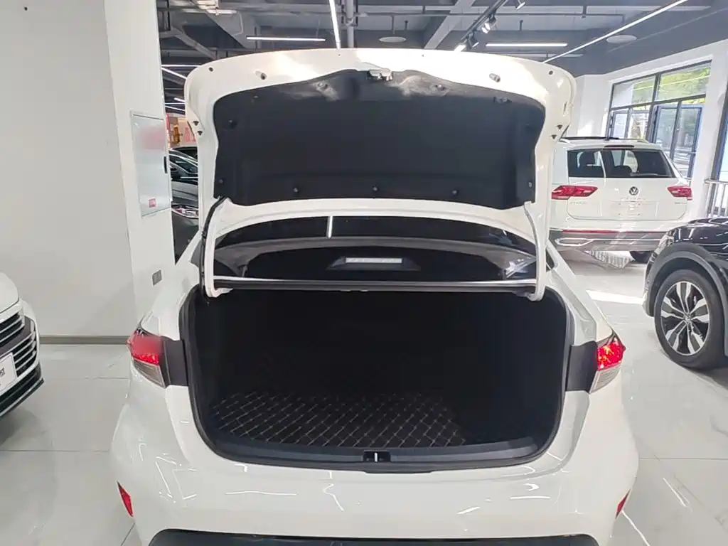 Toyota Levin 2024 2023 185T CVT Luxury