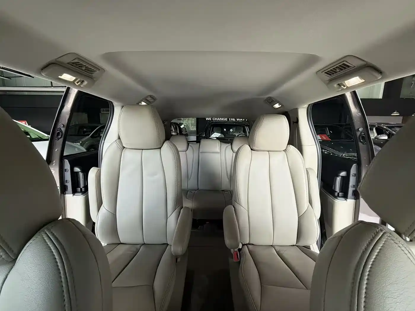 Buick GL8 2014 2.4L CT Luxury Business Comfort фото 16