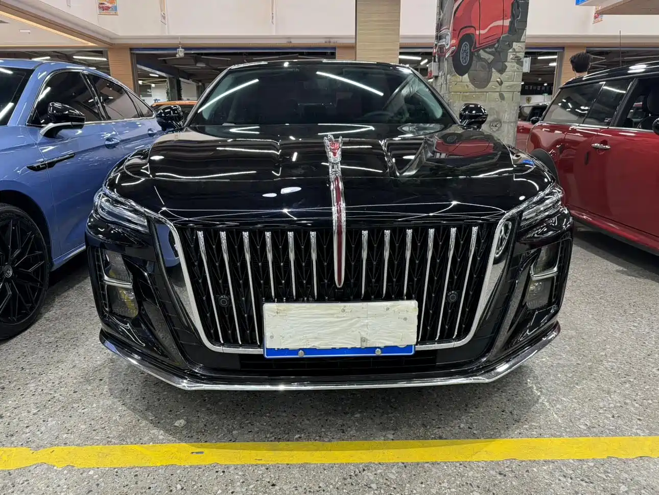 صورة 2 - Hongqi H5