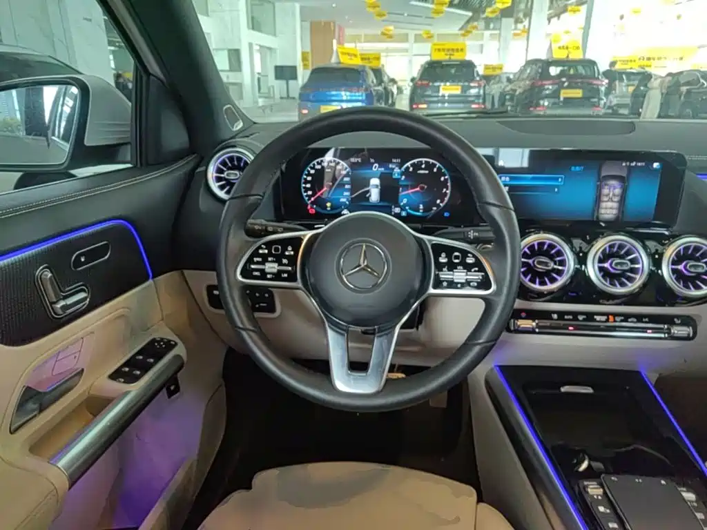 Mercedes-Benz GLA 2024 2023 GLA 220