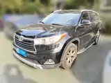 Photo 1 - Toyota Highlander