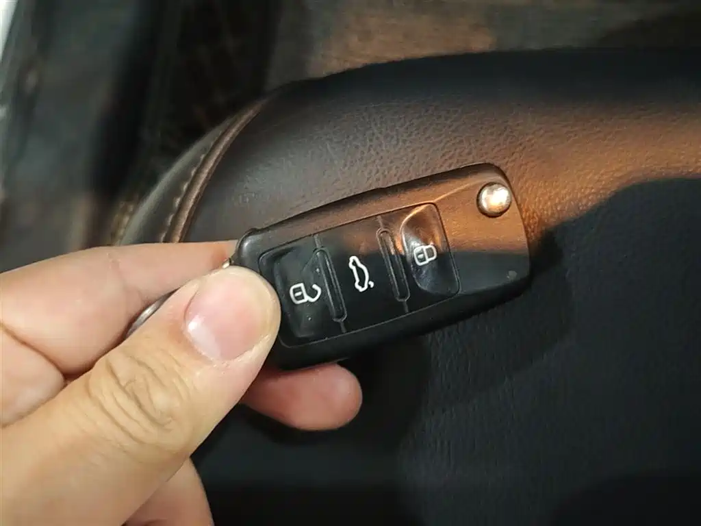 Volkswagen Sagitar 2017 230TSI Automatic Comfort фото 9