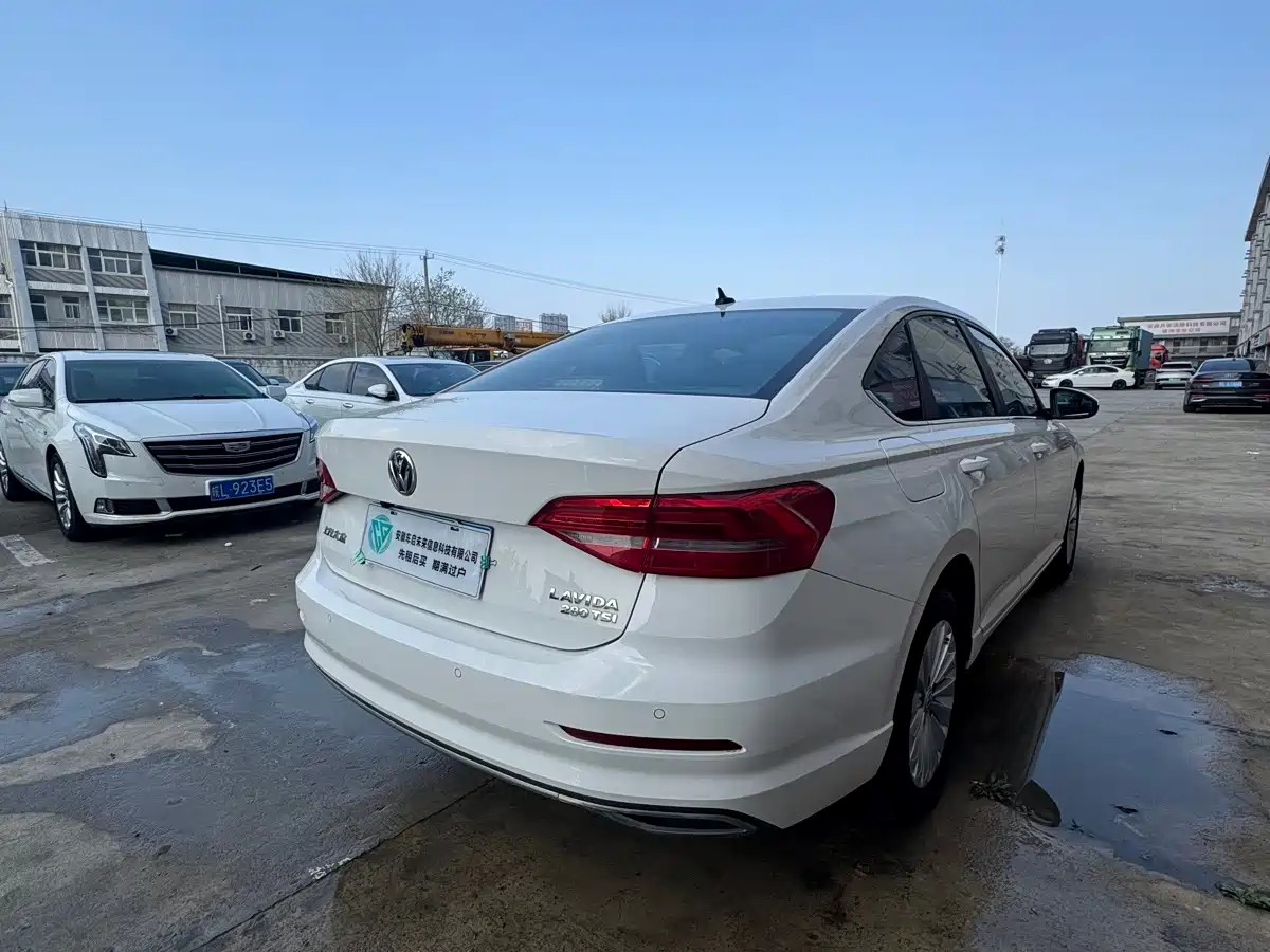 Volkswagen Lavida 2019 280TSI DSG Comfort Edition China VI фото 9