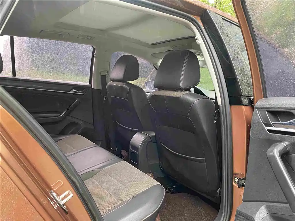 Volkswagen C-TREK 2018 2017 1.6L Automatic Comfort