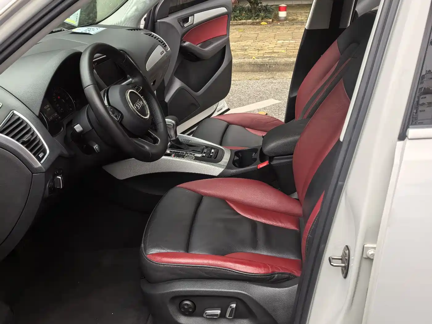 Audi Q5 2017 Plus 40 TFSI Technology фото 6