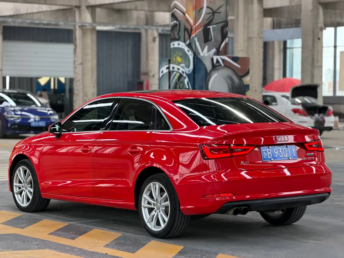 Audi A3 2016 Limousine 35 TFSI Leadership фото 4