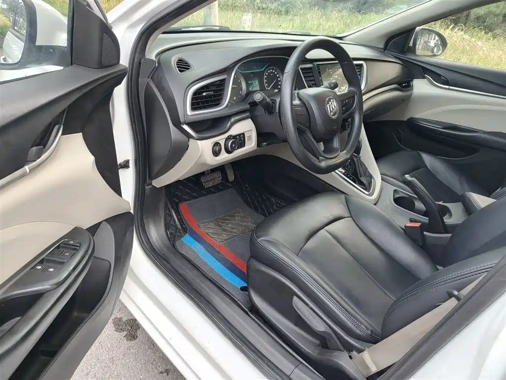 Buick Excelle 2015 15N Automatic Progressive фото 12