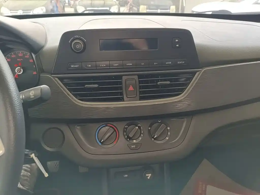 Baojun 310 2018 2016 1.2L Manual Comfort Model