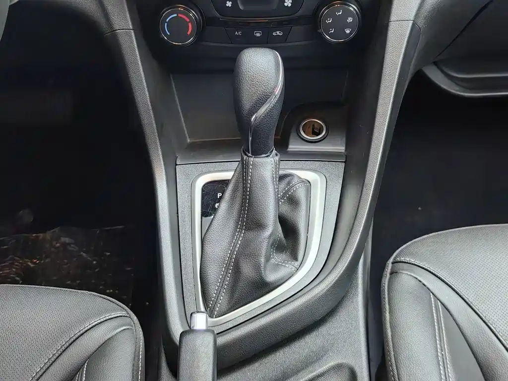 Фото 13 - Buick Excelle