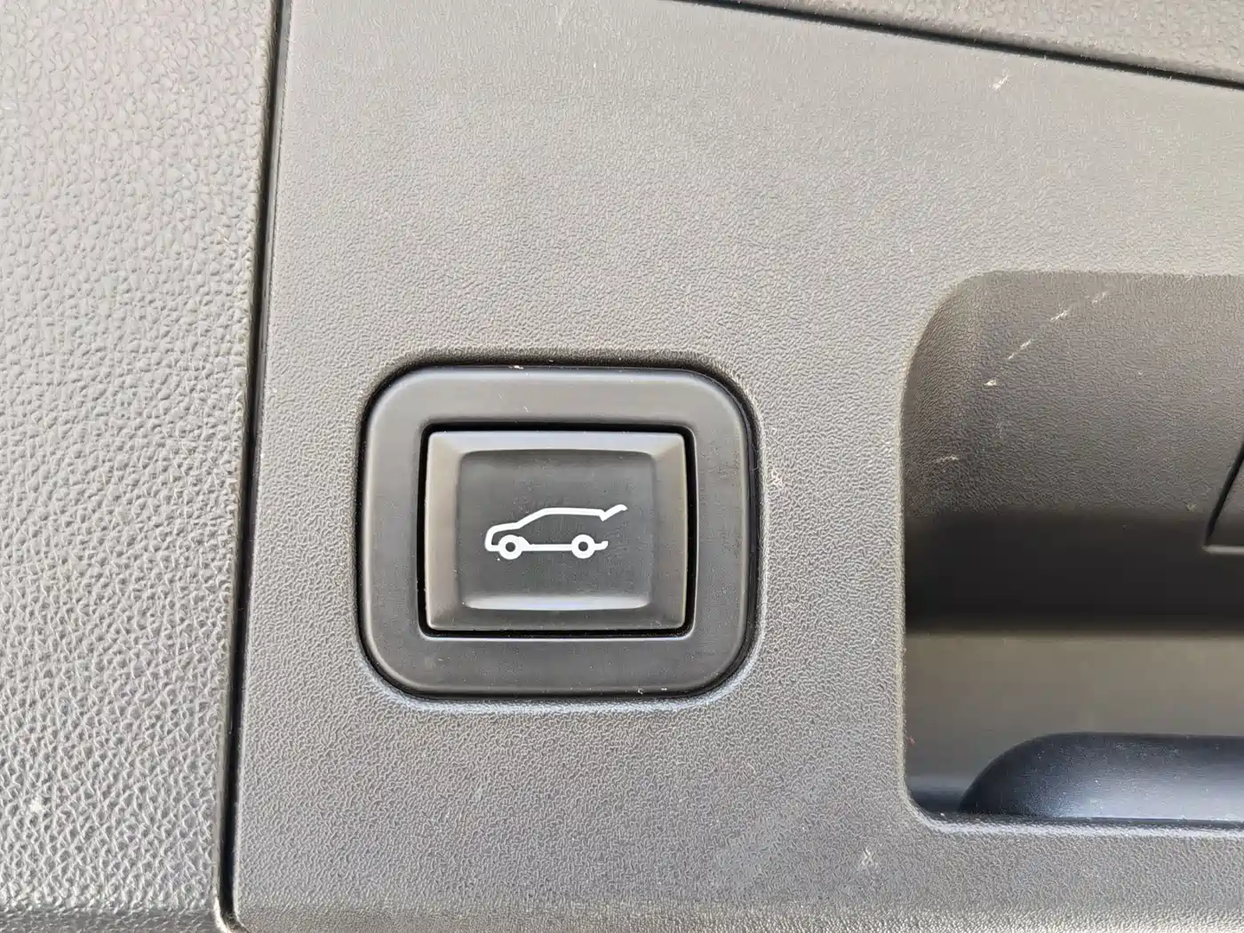 Cadillac XT5 2018 28E 4WD Leading фото 33