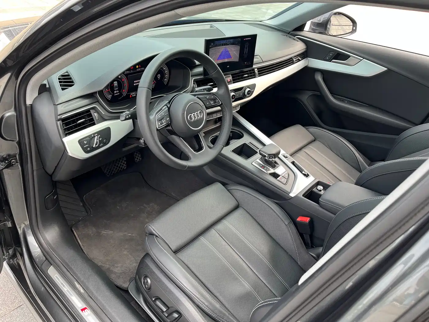 Audi A4L 2022 40 TFSI Fashion Dynamic фото 6