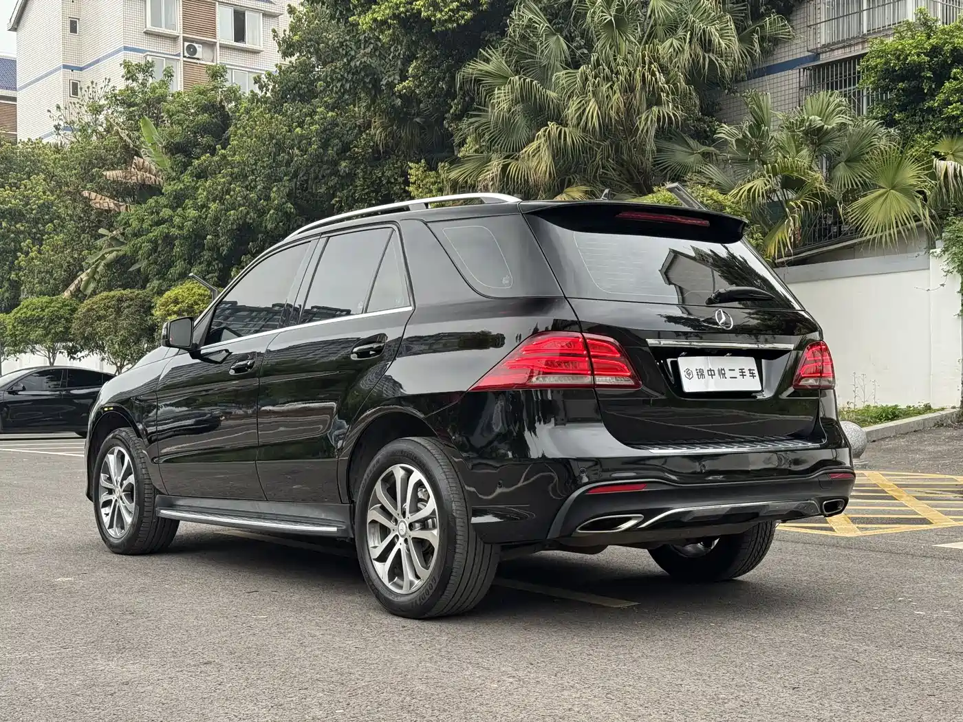 Mercedes-Benz GLE 2016 GLE 320 4MATIC Luxury фото 8