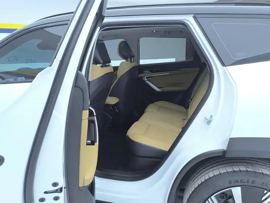 GEELY AUTOMOBILE BOYUE L