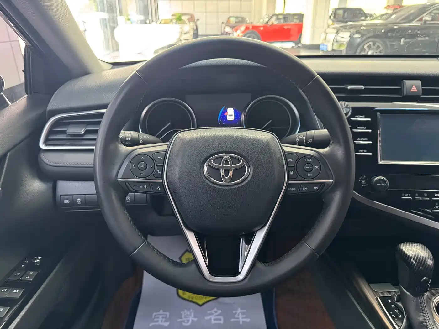 Toyota Camry 2018 2.0G Luxury Edition фото 9