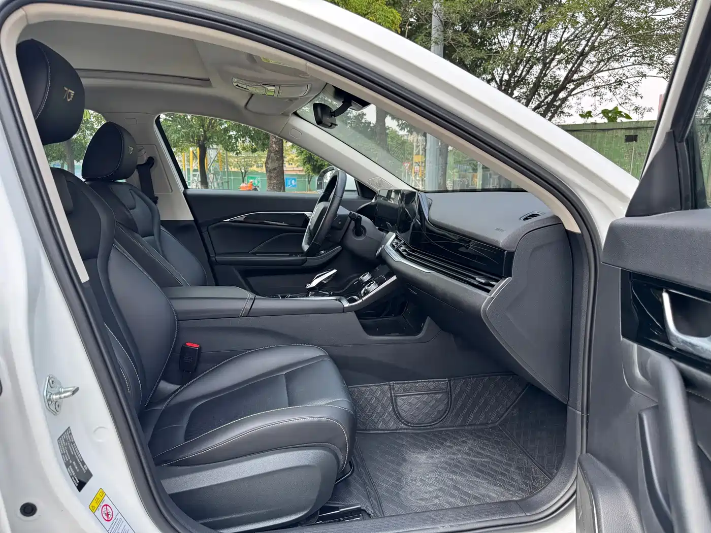 Besturn B70 2024 2023 3rd Generation 1.5T Automatic Comfort