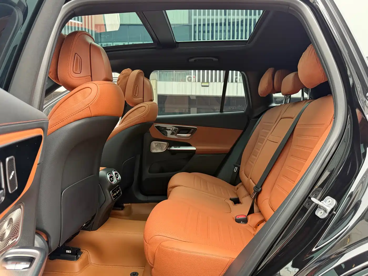 Mercedes-Benz GLC 2026 2026 GLC 300 L 4MATIC Sport 5-Seater