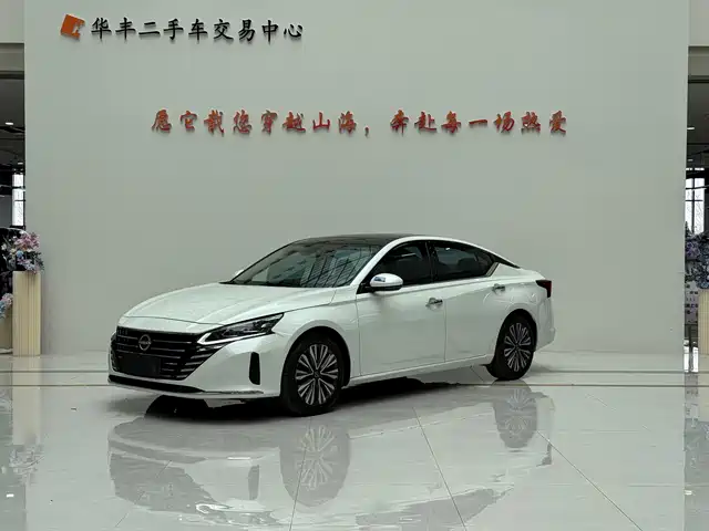 NISSAN TEANA