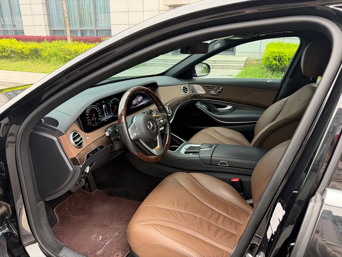 Mercedes-Benz S-Class 2020 S 350 L Premium Edition Collector's Version фото 4