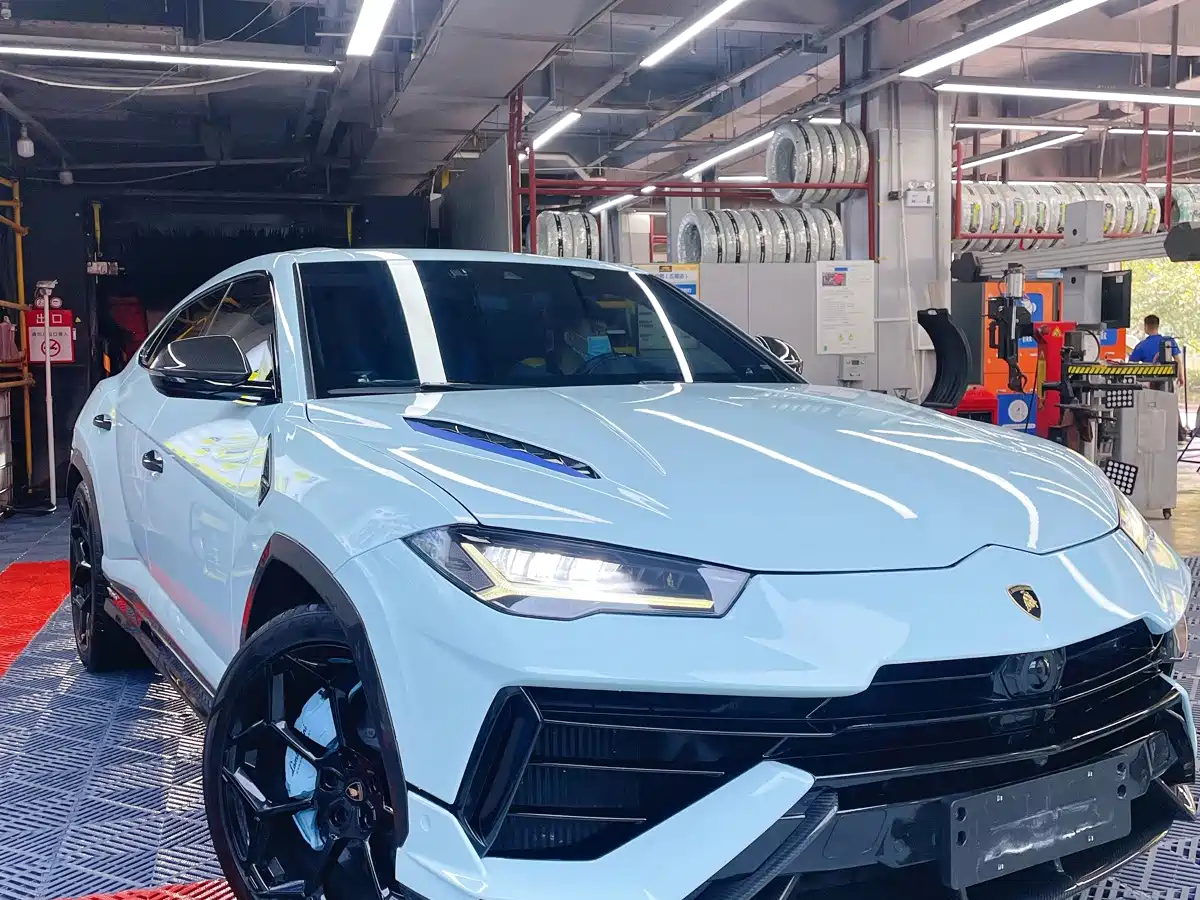Lamborghini Urus 2019 2018 4.0T V8