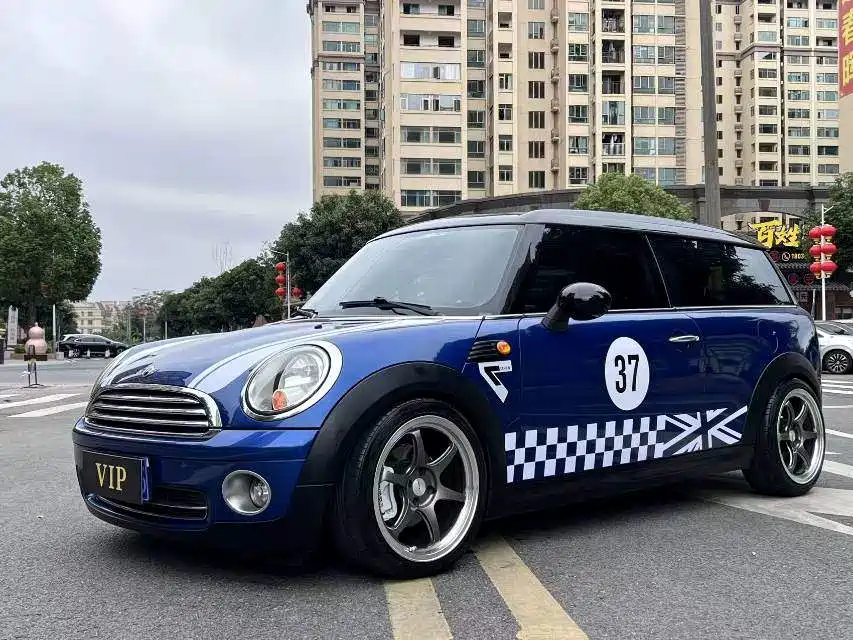 Photo 1 - MINI CLUBMAN