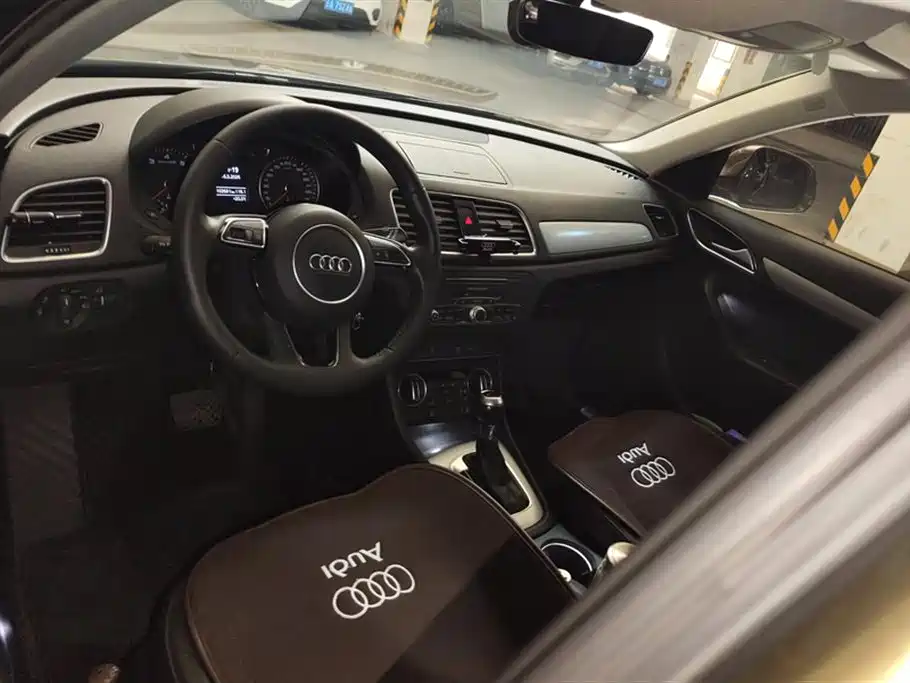 Audi Q3 2018 30th Anniversary Edition 30 TFSI Fashion фото 12