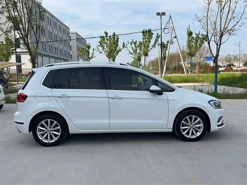 Volkswagen Golf Sportsvan 2019 280TSI Automatic Curiosity Edition China V фото 23