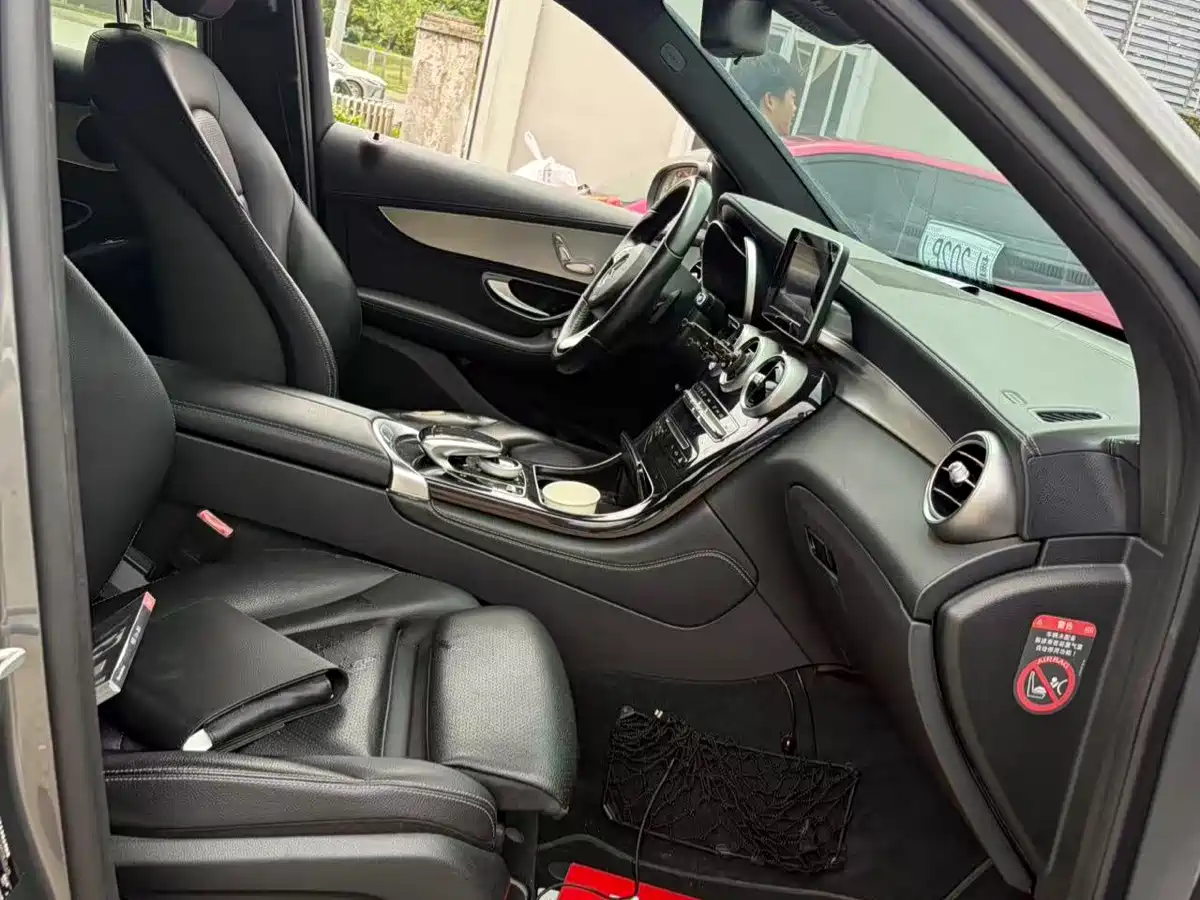 Фото 7 - Mercedes-Benz GLC