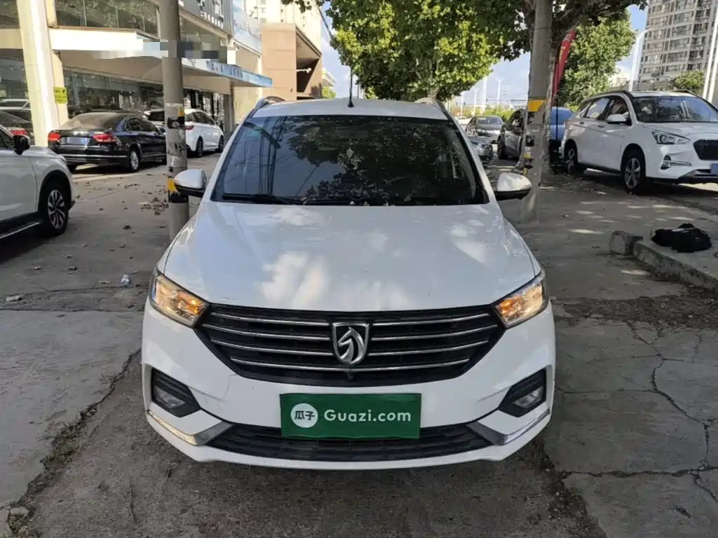 Baojun 360 2019 2018 1.5L Automatic Elite (China V)